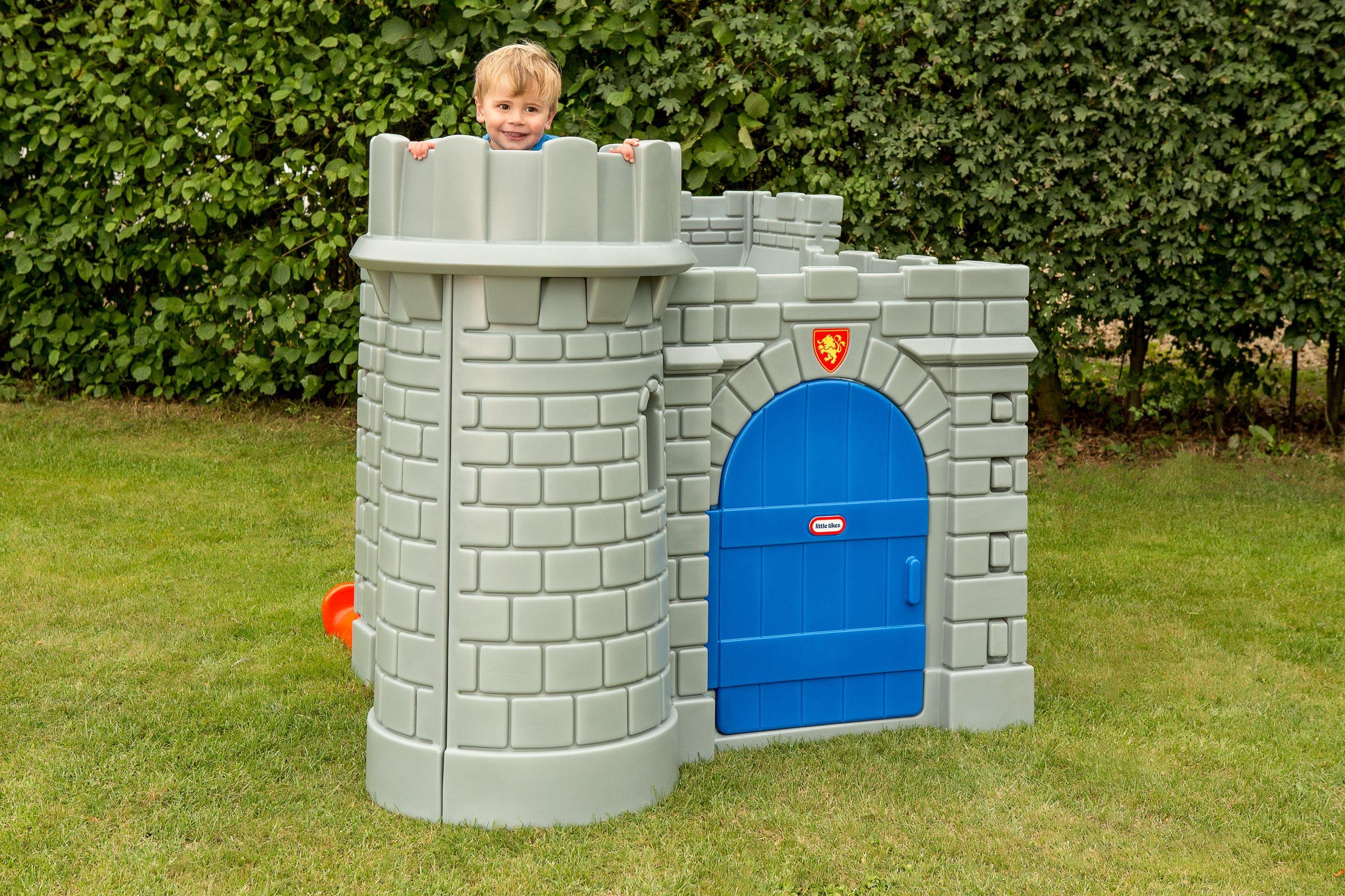 UPC 050743172083 product image for Little Tikes Classic Castle Playhouse | upcitemdb.com