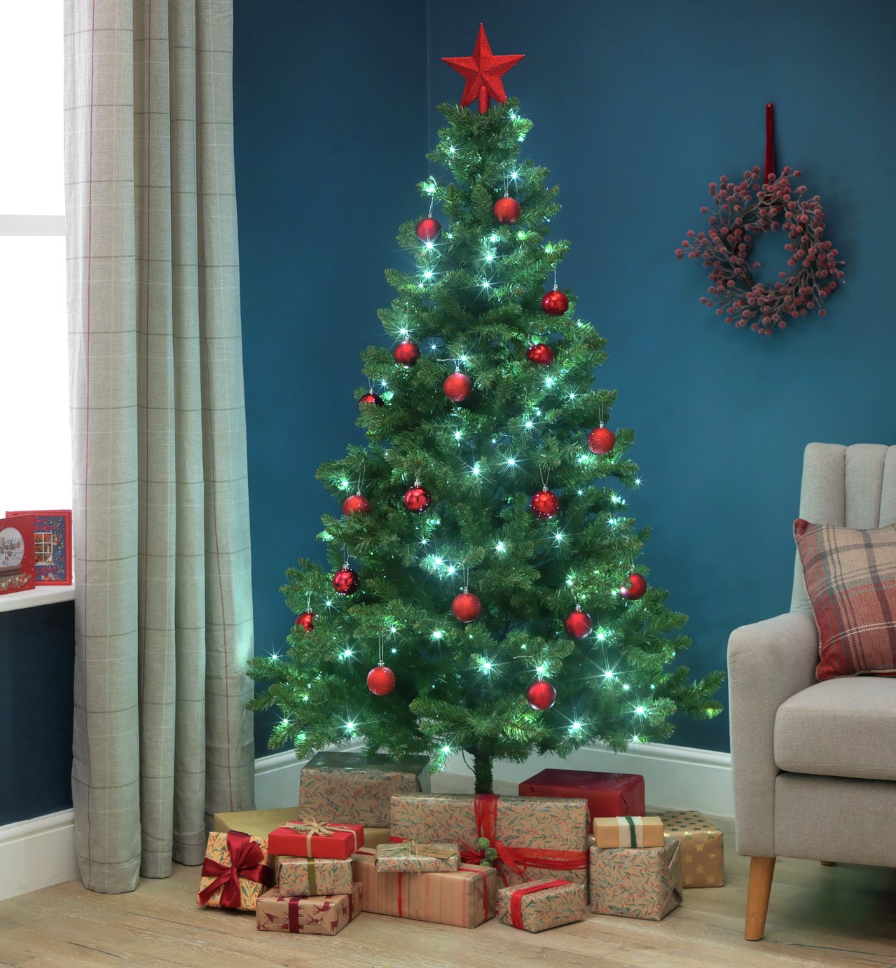 Collection - 6ft Spruce Pre-lit Christmas Tree - Green