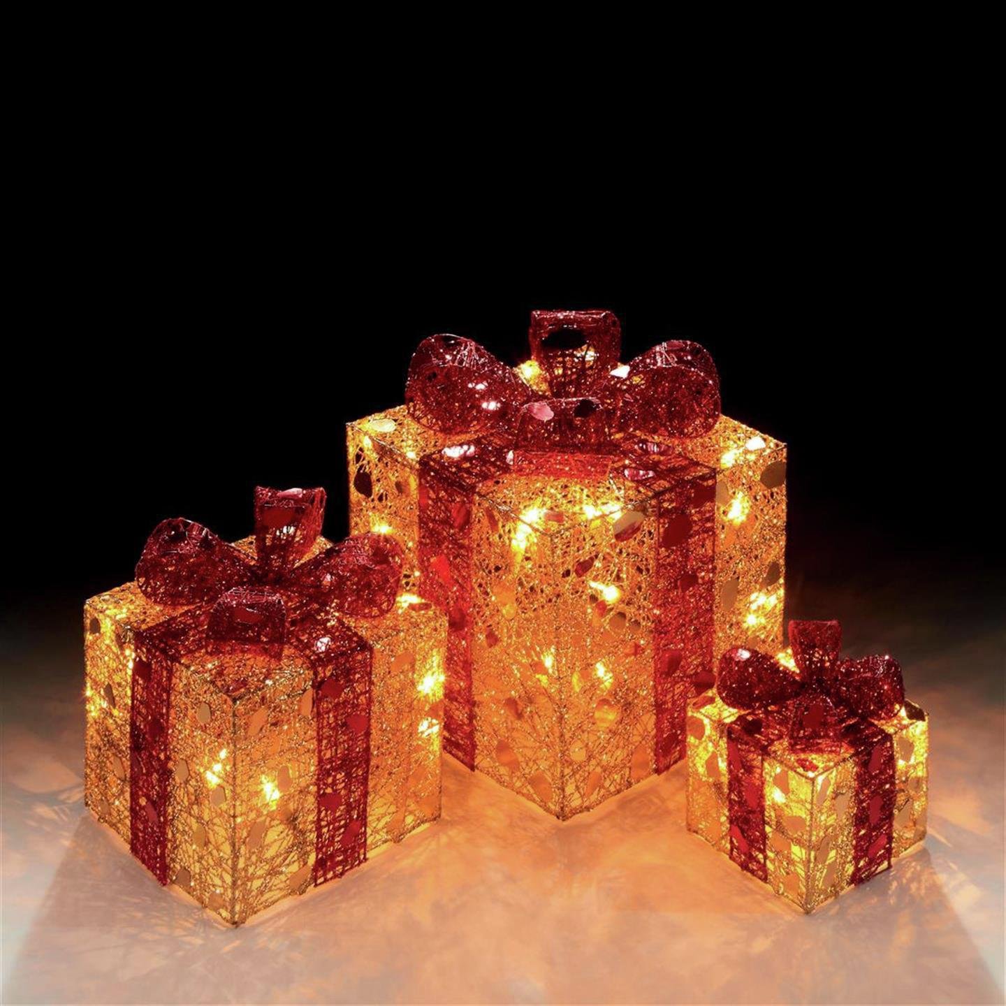 Premier Decorations - Set of 3 Light Up Parcels - Gold & Red