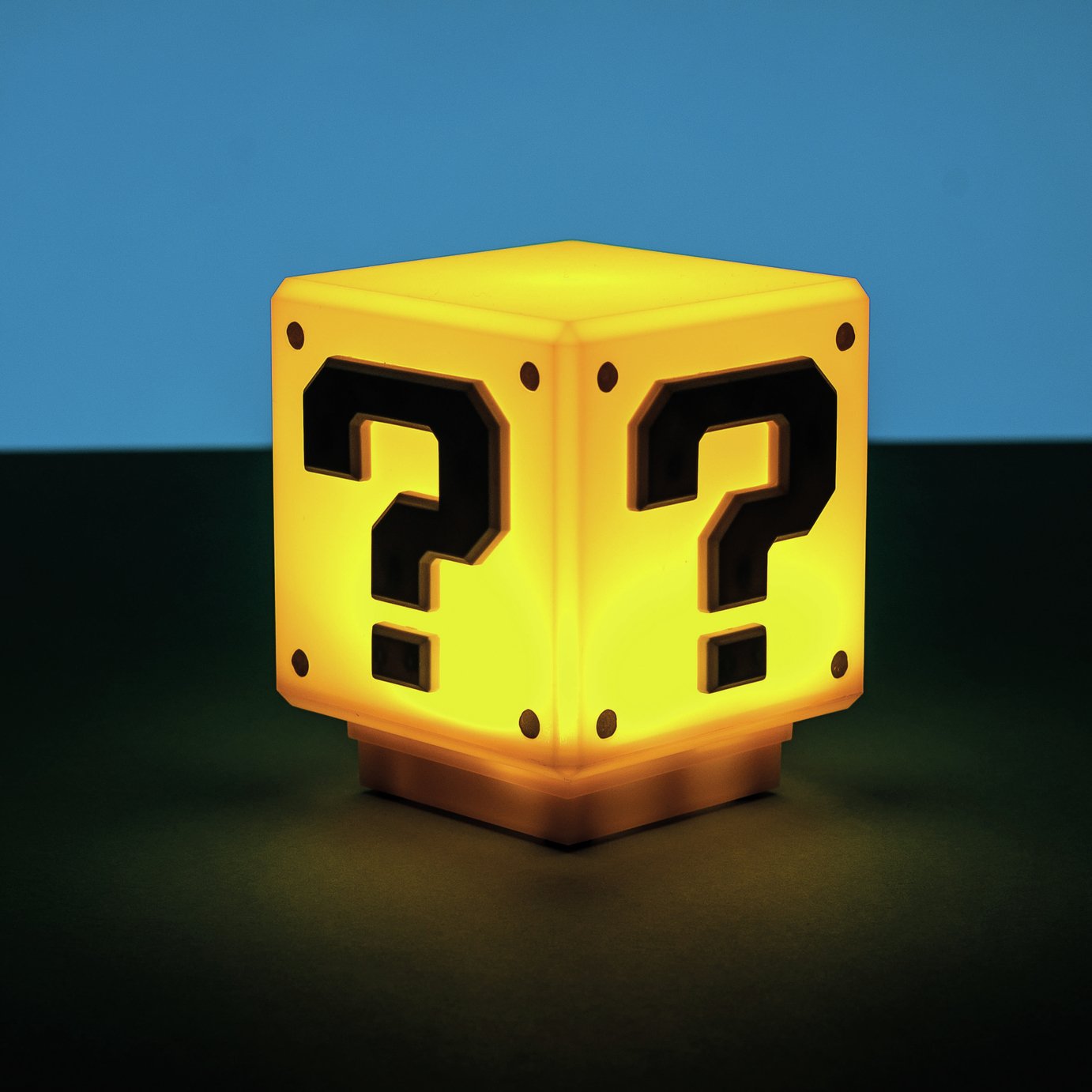 Super Mario Mini Question Block Light