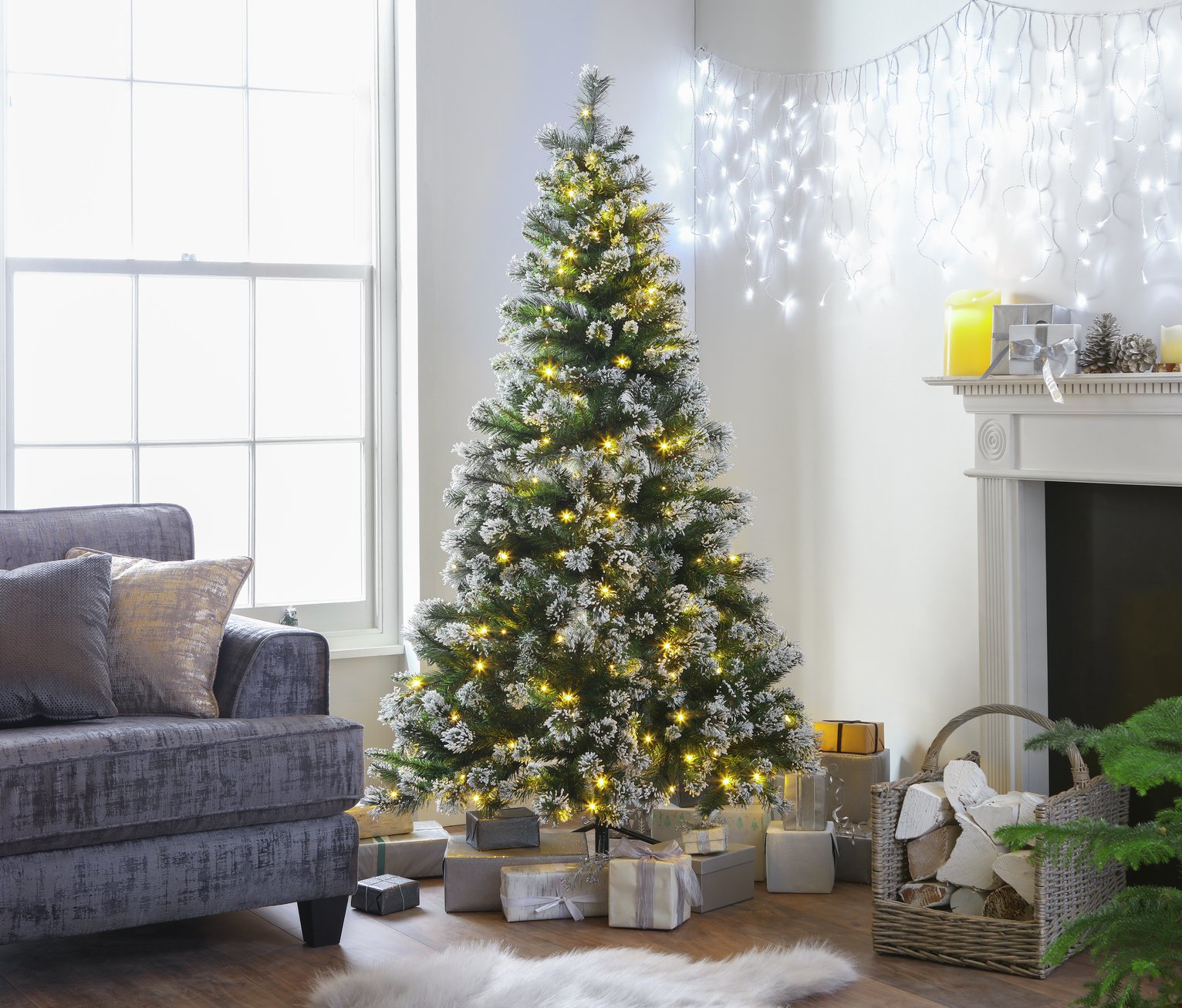 Argos pre deals lit christmas tree